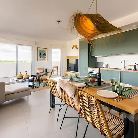 Apartamento L'horizon T4 Vue Rooftop Balcon Garages Agde