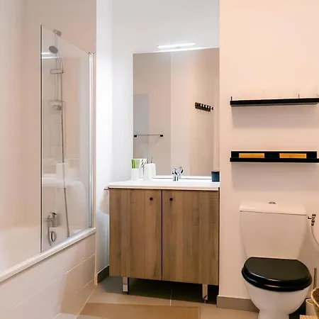 Apartamento L'horizon T4 Vue Rooftop Balcon Garages Agde